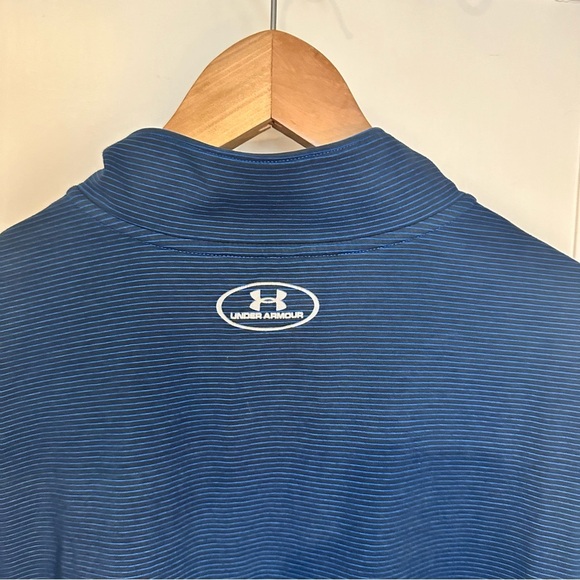 Under Armour - Streaker Striped HeatGear Half-Zip Top - Men - Blue - Picture 7 of 11